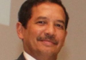 Dr. Eric Javier Ulloa Dr. Eric Javier Ulloa