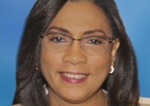 Dra. Claudia Arias