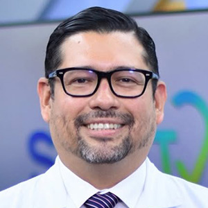Dr. Manuel Alfonso López Ramos