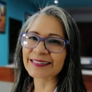 Dra. Claudia Maria Figueroa